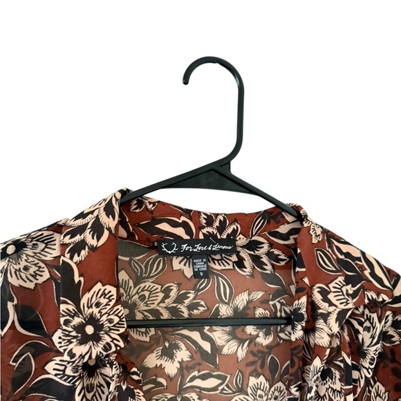 For Love & Lemons Gracie Blouse in Chocolate Floral - Picture 8 of 8